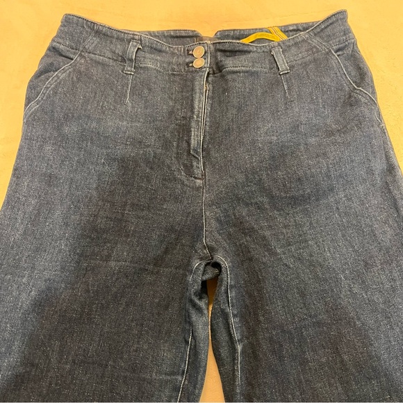 MAEVE/ANTHROPOLOGIE Dark Blue Jean Flare Leg - Size 32 - Picture 6 of 7